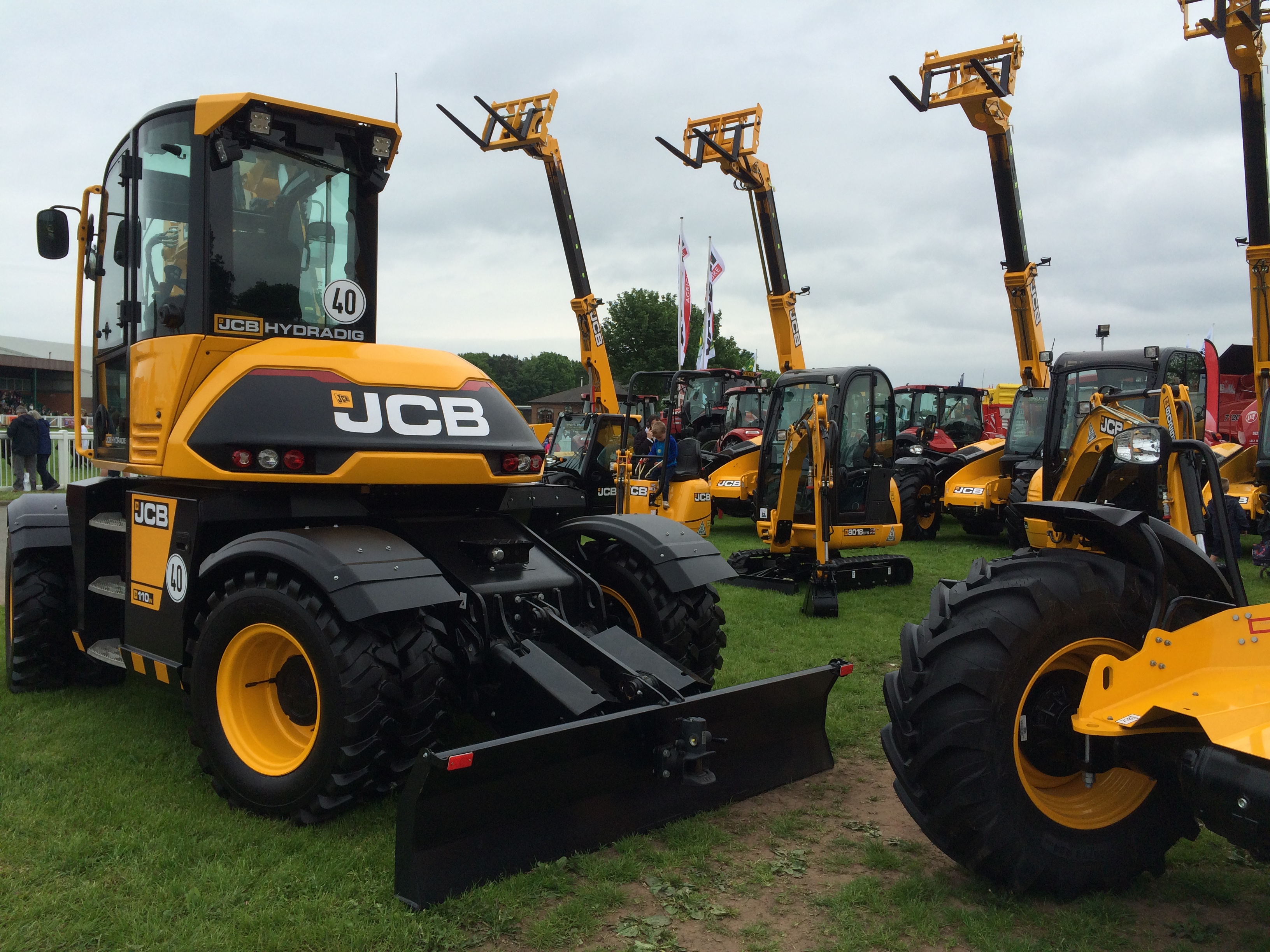 Hydradig at show 4