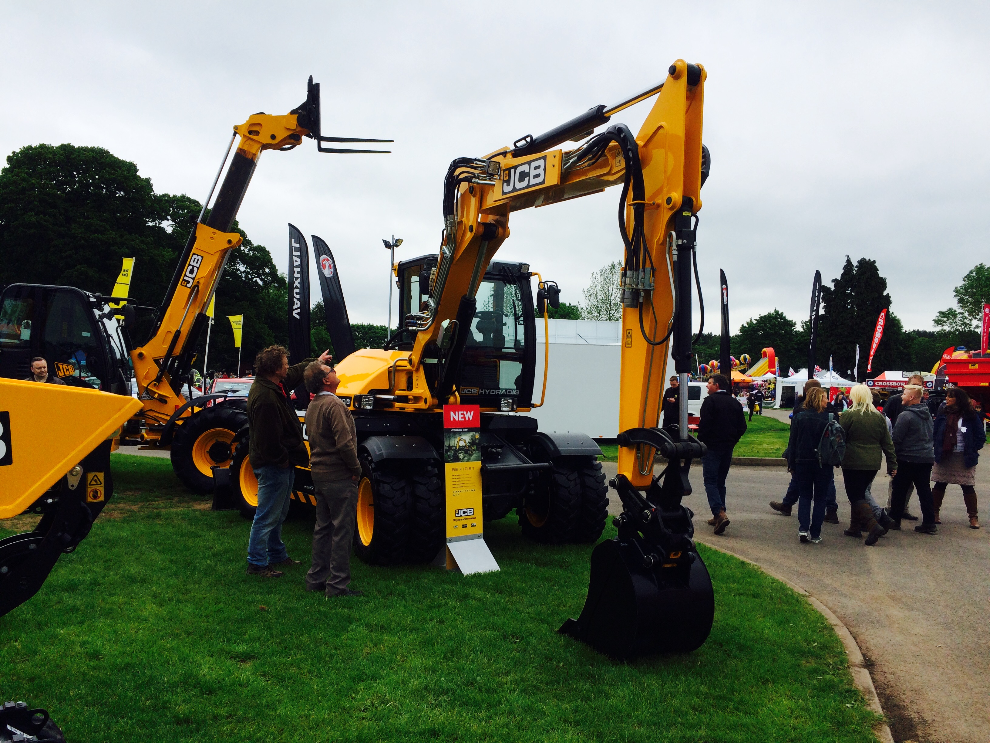 Hydradig at show 8