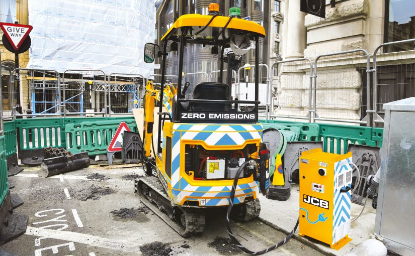 JCB’s Universal Fast Charger is 100% compatible, 100% convenient and 100% efficient!