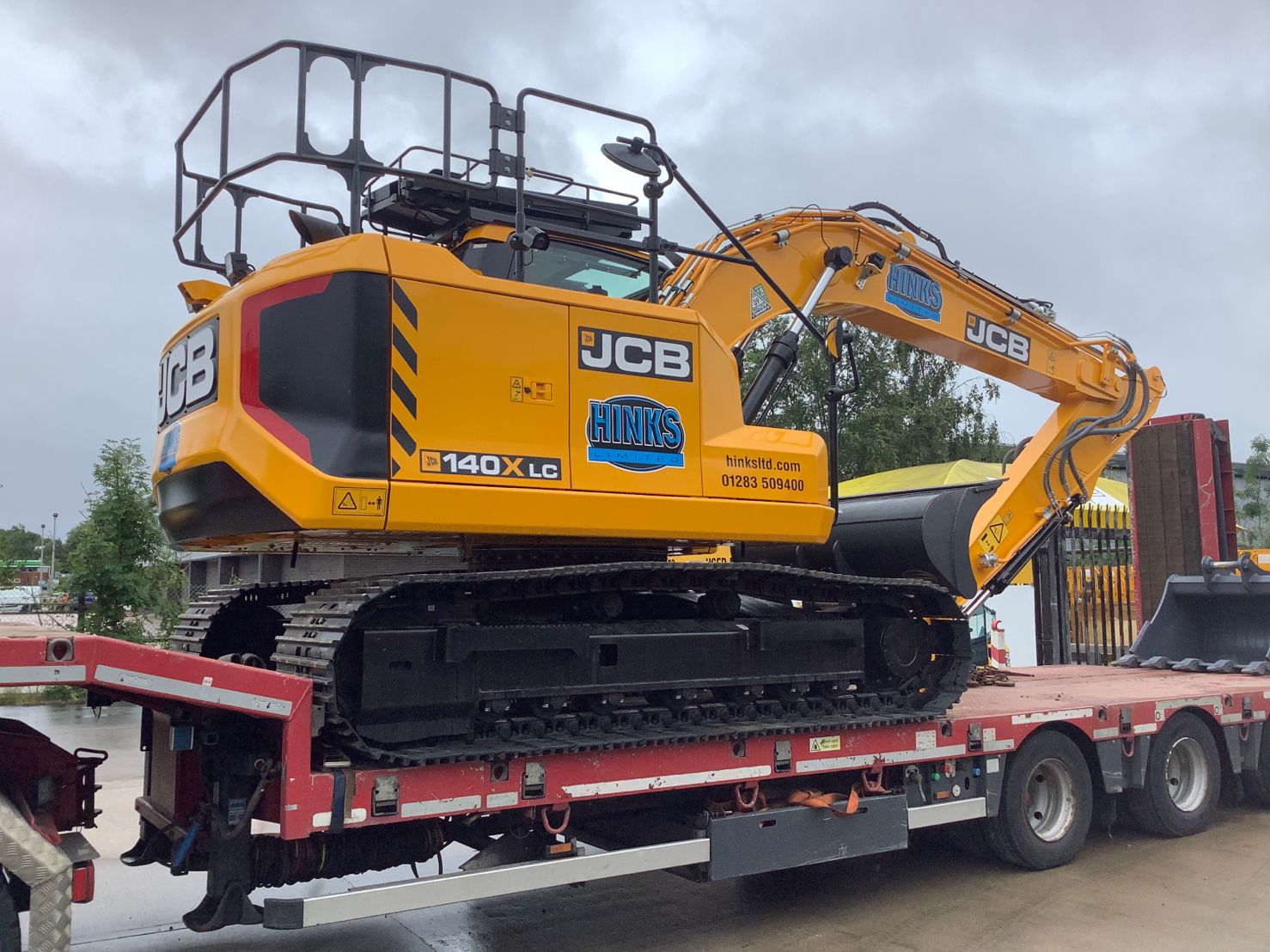 HINKS EXTENDS FLEET WITH X SERIES EXCAVATORS - Gunn JCB